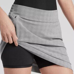 ATHLETA PLAID SOHO SKORT SIZE 4
